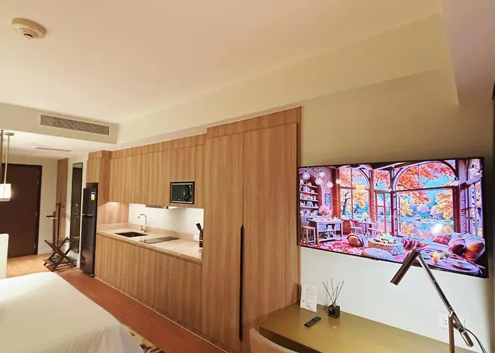 The Residences At Acqua Aparthotel