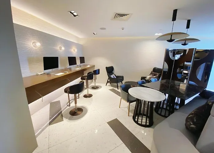 The Residences At Acqua Aparthotel Manila